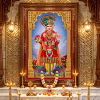 Shri Ghanshyam Maharaj – Royal Temple Darshan | Authentic 24K Gold Acrylic Vertical Wallart